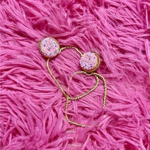 I’m selling Taylor Shaye earrings! Pink glitter and gold square hoops!